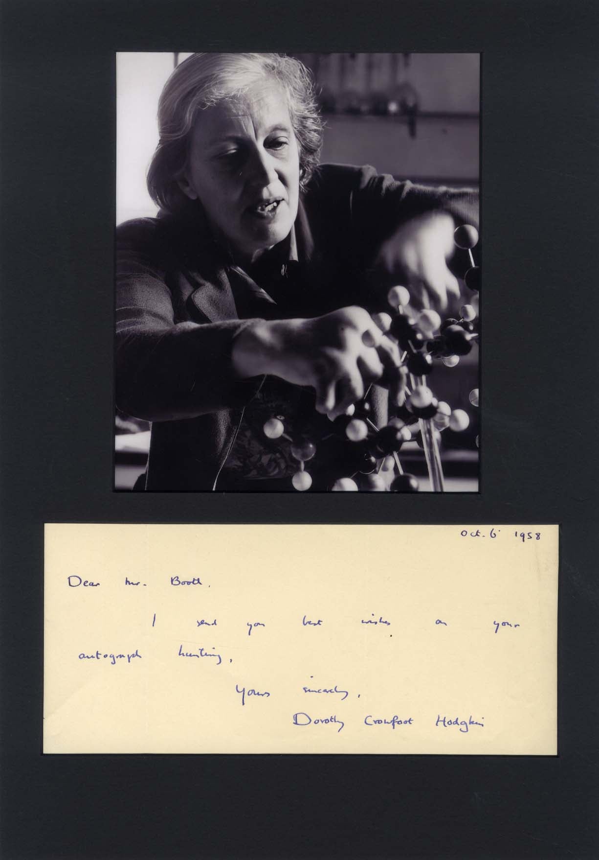 Dorothy Hodgkin Autograph