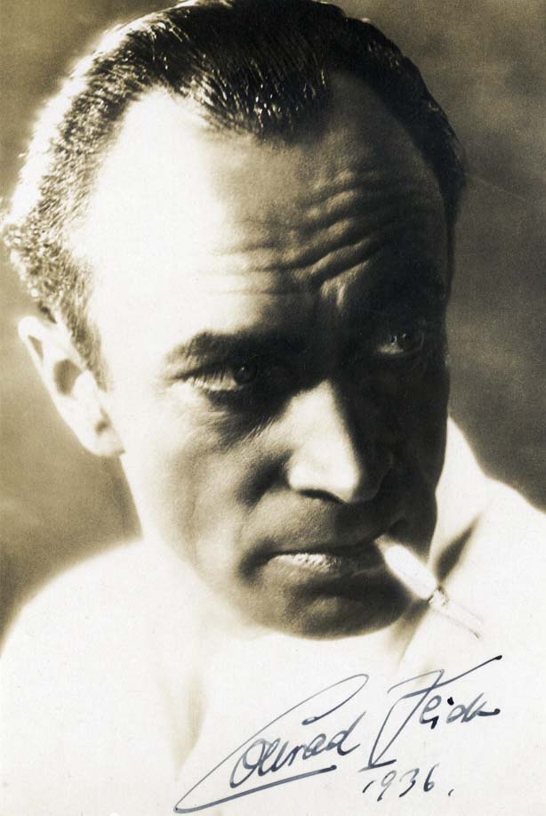 Conrad Veidt Autograph