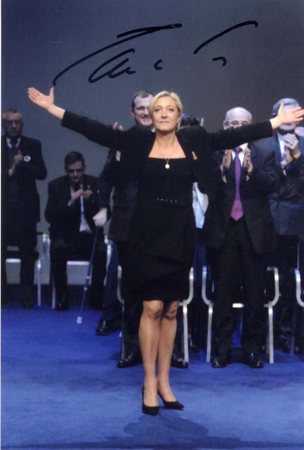 Marine Le Pen Autograph Autogramm | ID 15389539500413