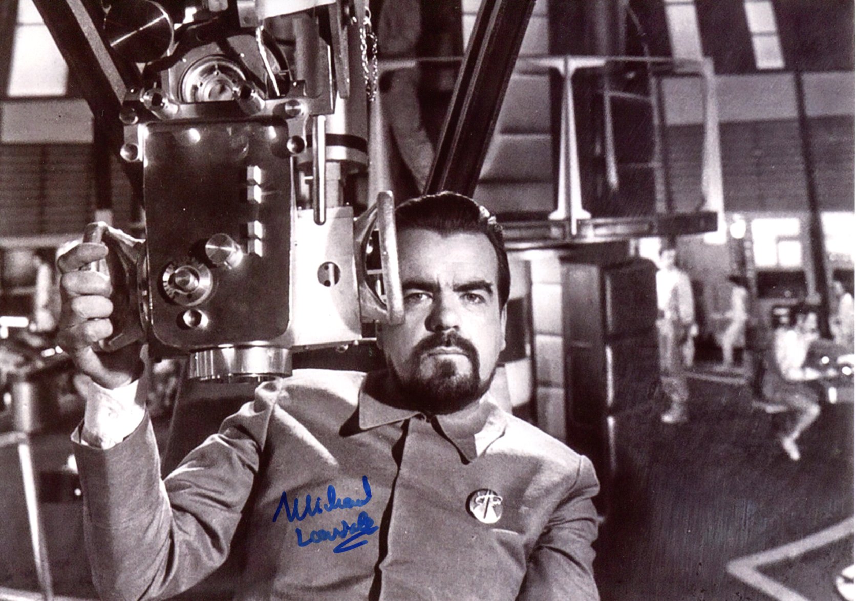 Michael Lonsdale Autograph Autogramm | ID 15579798471037