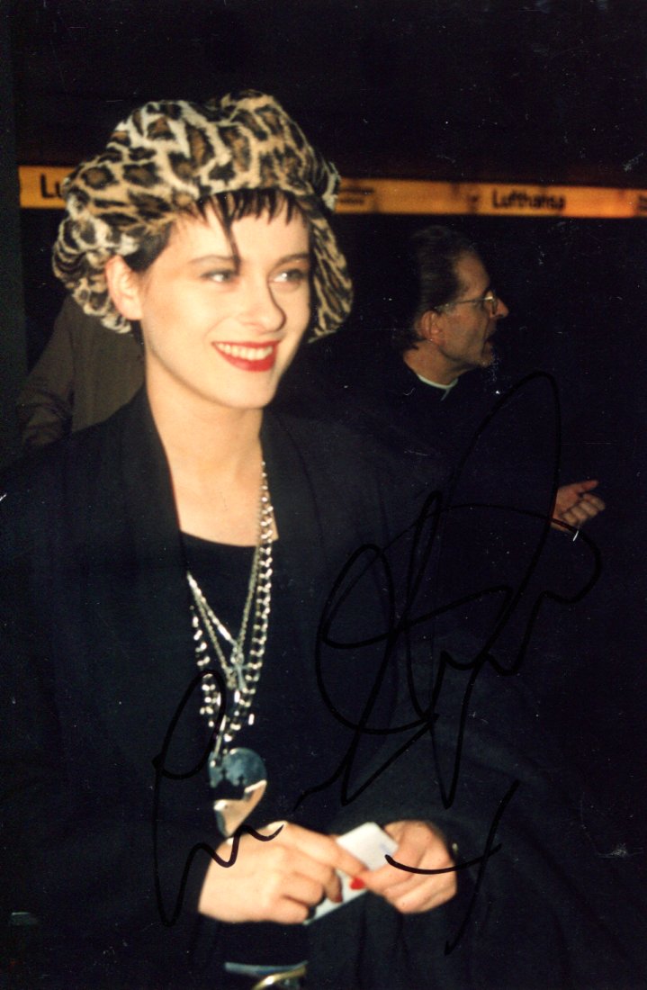 Lisa Stansfield Autograph Autogramm | ID 15596837994877