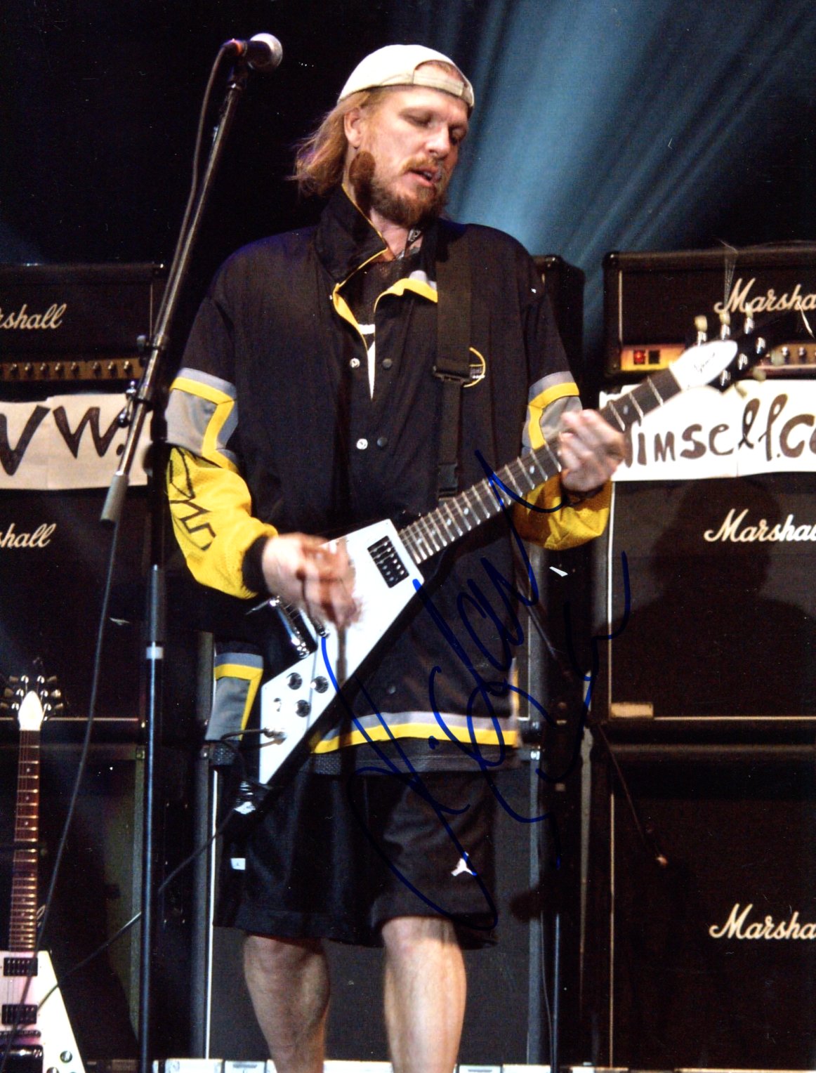 John Mayall Autograph Autogramm | ID 15596950421885