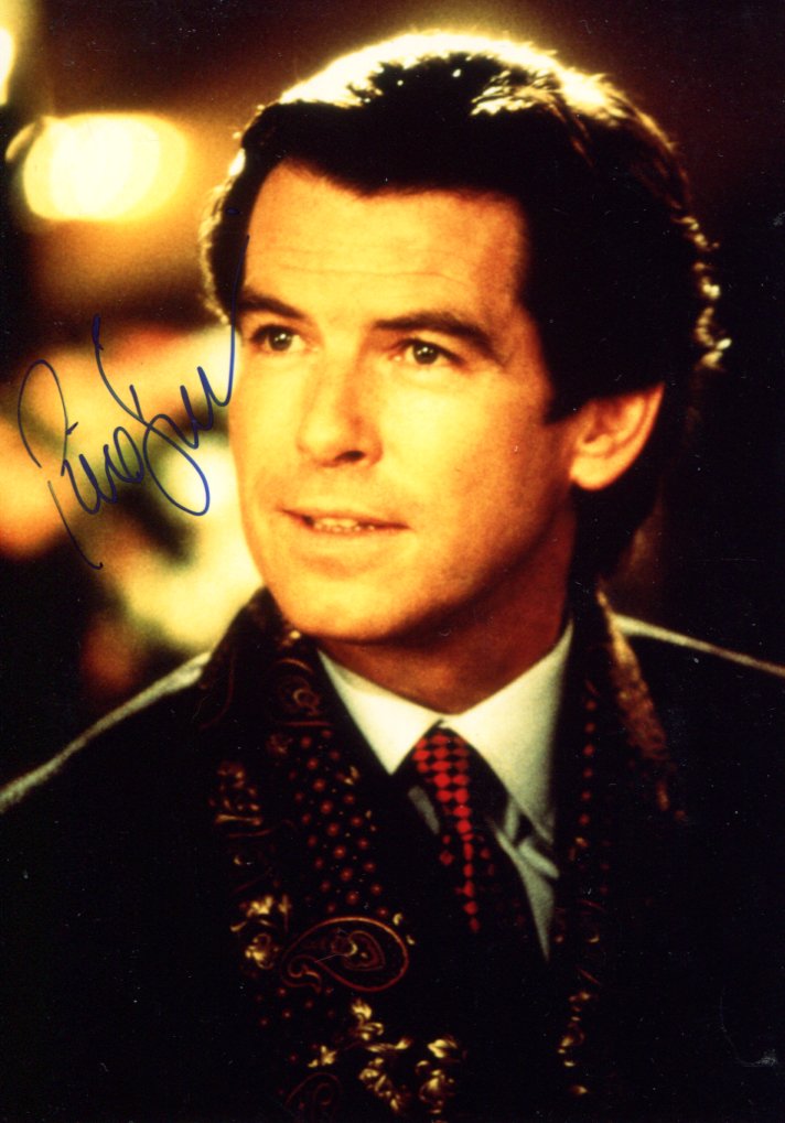 Pierce Brosnan Autograph | signed photographs