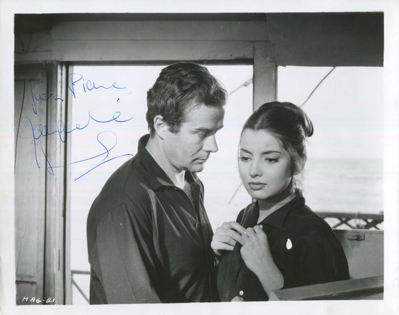 Jacqueline Sassard Autograph Autogramm | ID 15640657265021