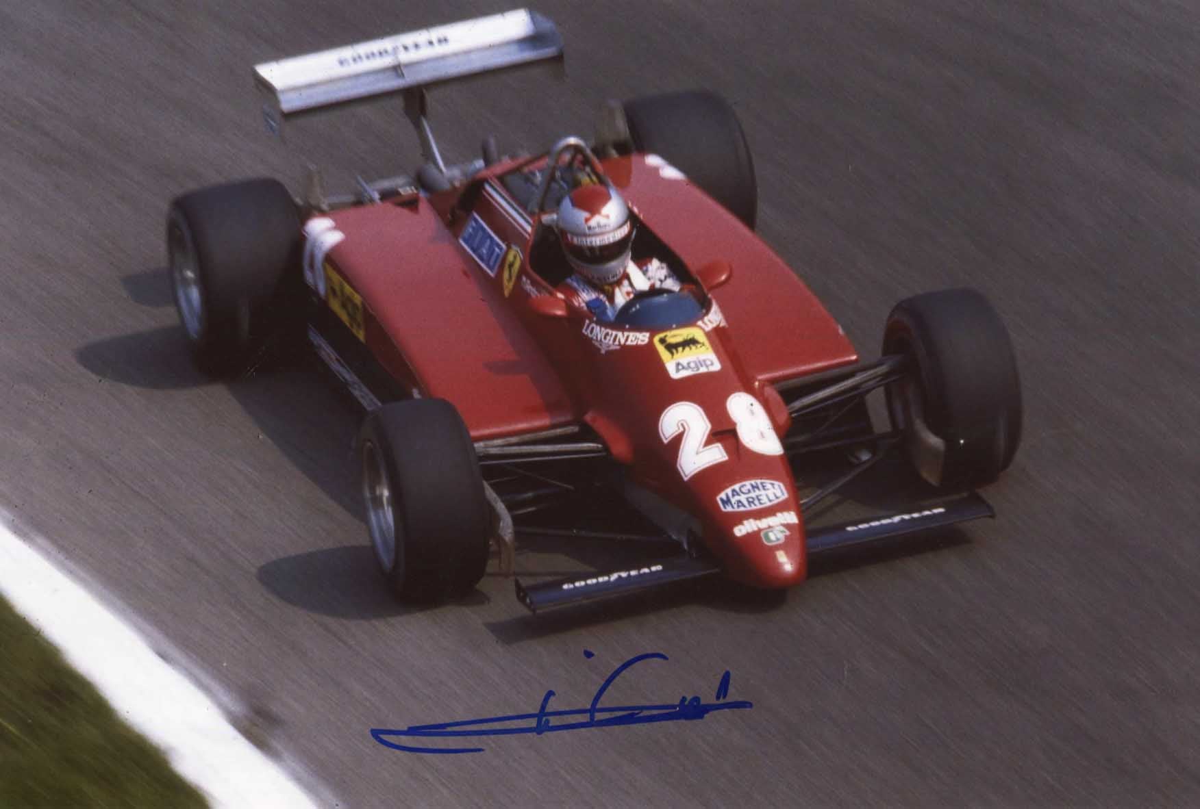 Mario Andretti Autograph | signed photographs display picture 1