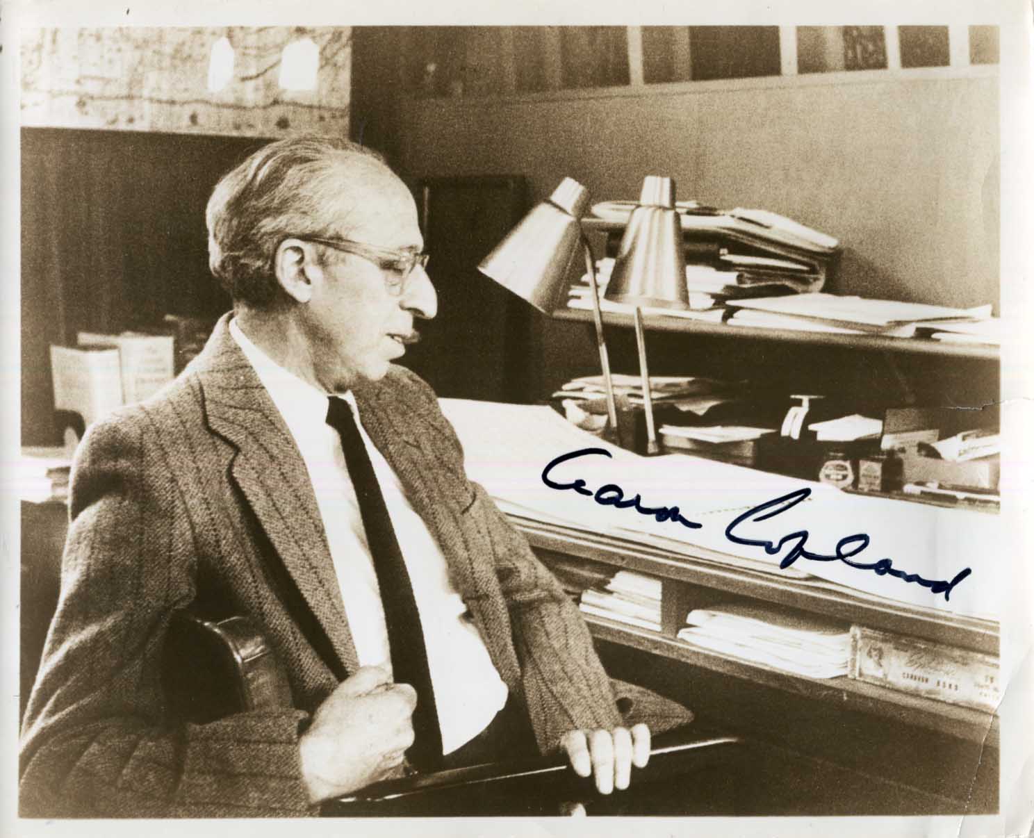Aaron Copland Autograph Autogramm | ID 15690815537533
