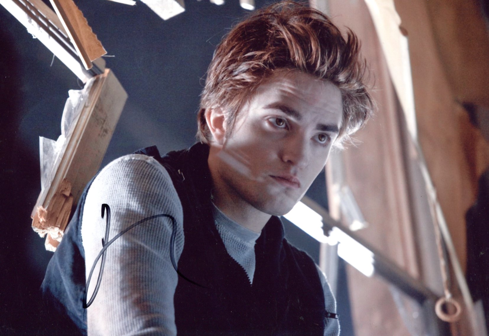 Robert Pattinson Autograph Autogramm | ID 15750651937149