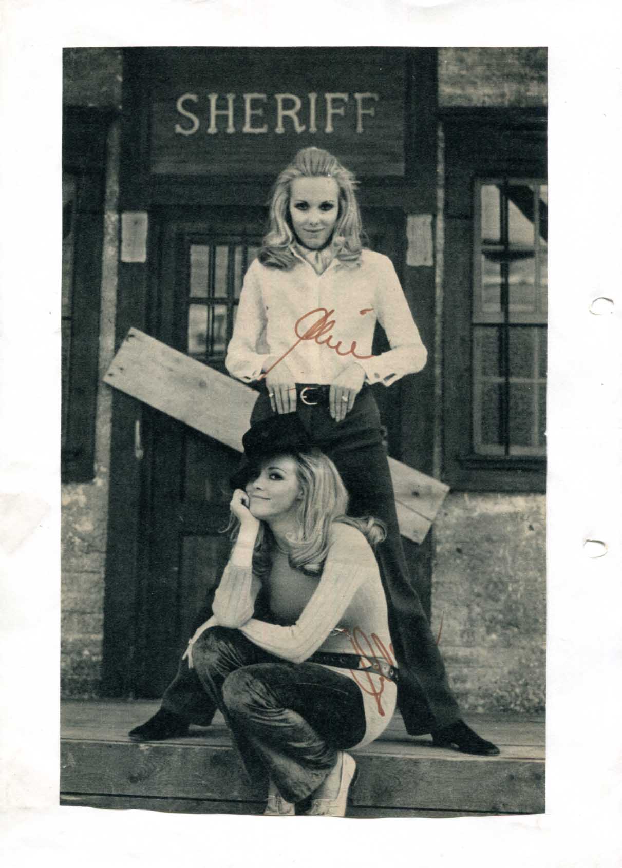 Kessler Twins Alice & Ellen Autographs