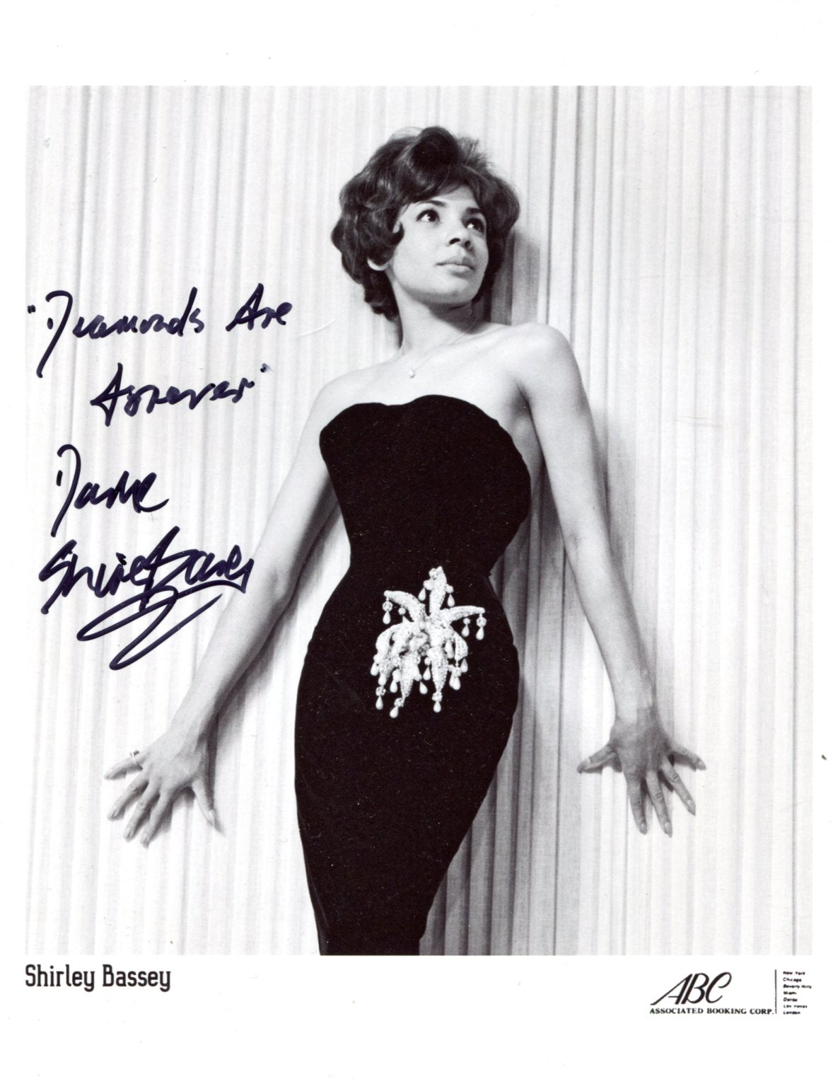Shirley Bassey Autograph Autogramm | ID 15774738547069