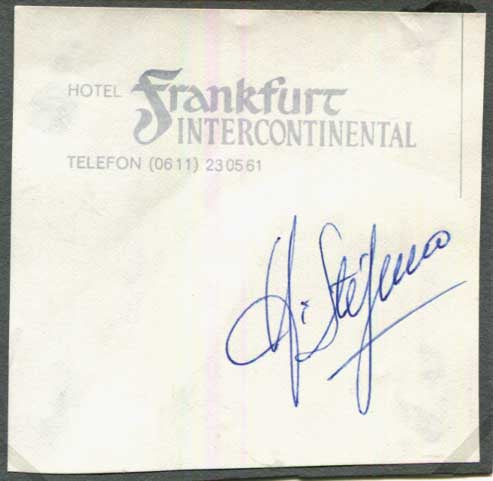 Alfredo Di Stefano Autograph