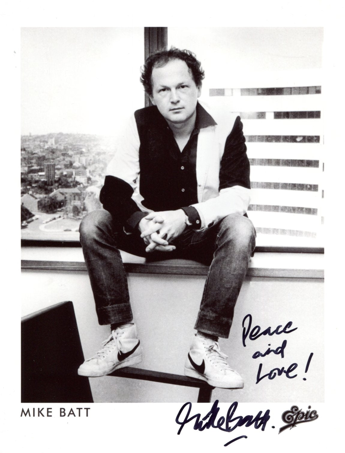 Mike Batt Autograph Autogramm | ID 15851348590973