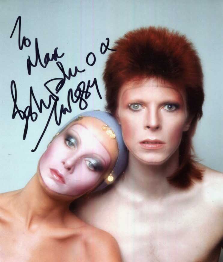 Lesley Lawson `Twiggy` Autograph