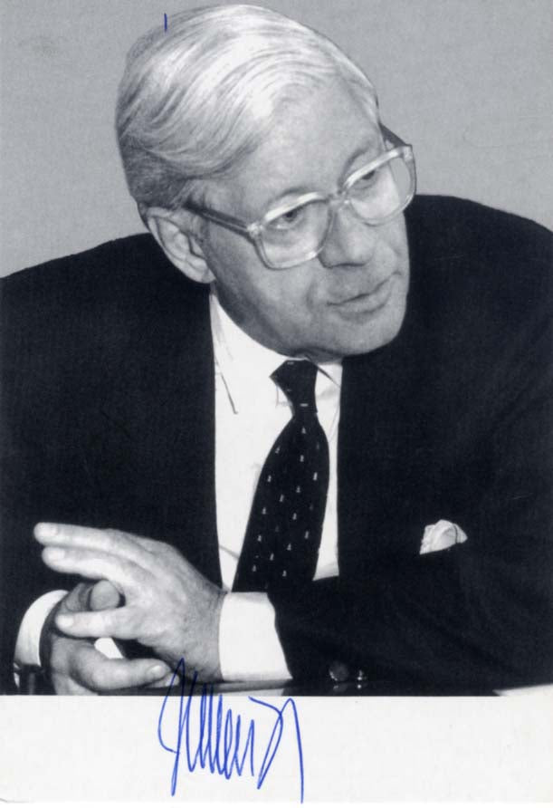 Helmut Schmidt Autograph