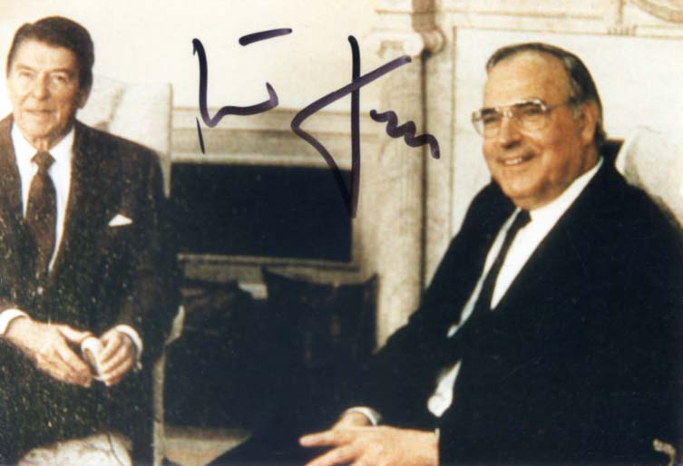 Chancellors of Germany (5) Autographs