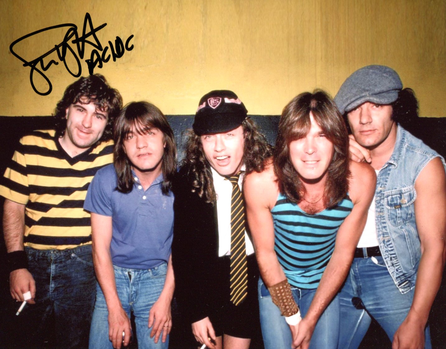 Simon Wright Autograph Autogramm | ID 15880684929405