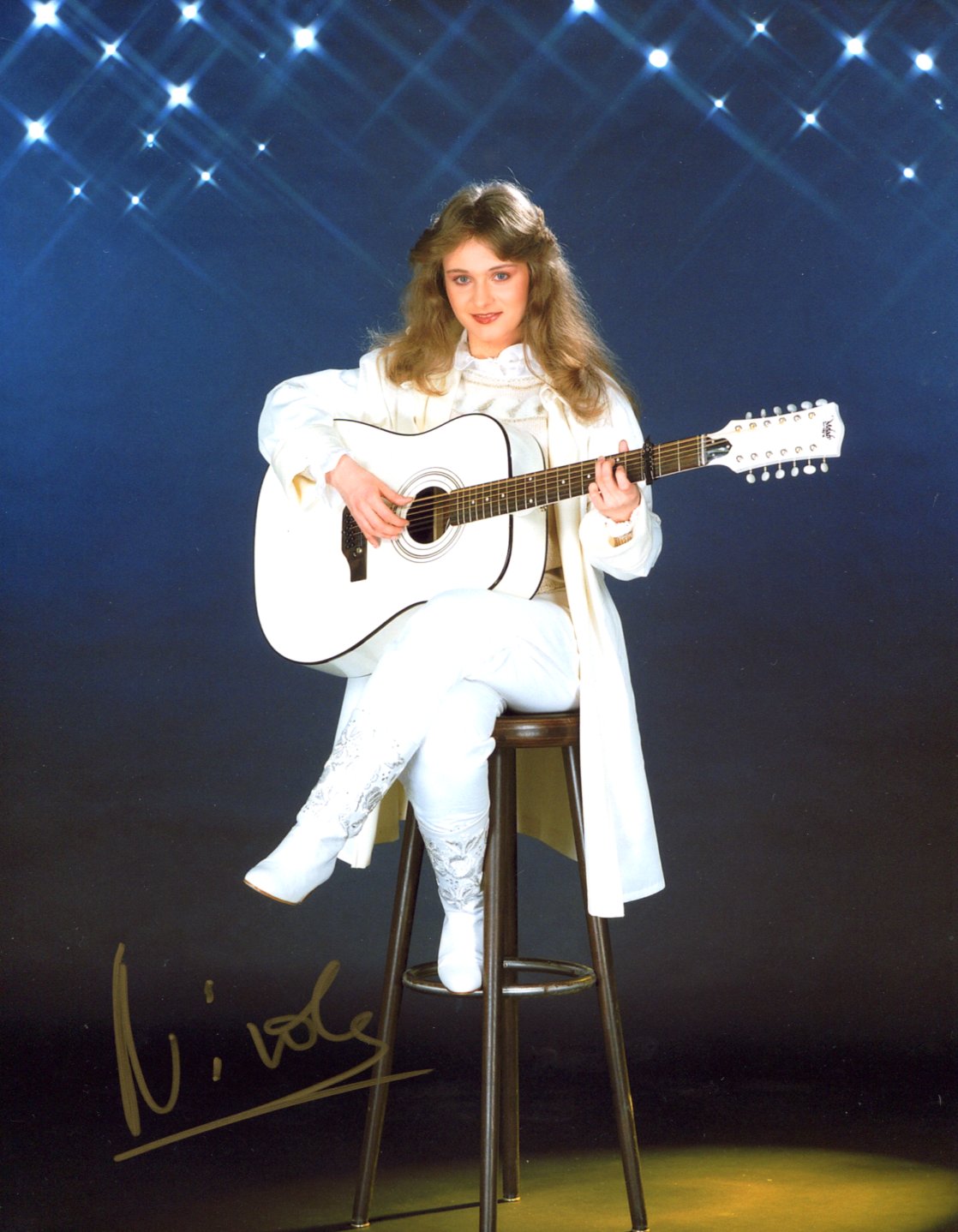 Nicole Seibert Autograph Autogramm | ID 15880779268477