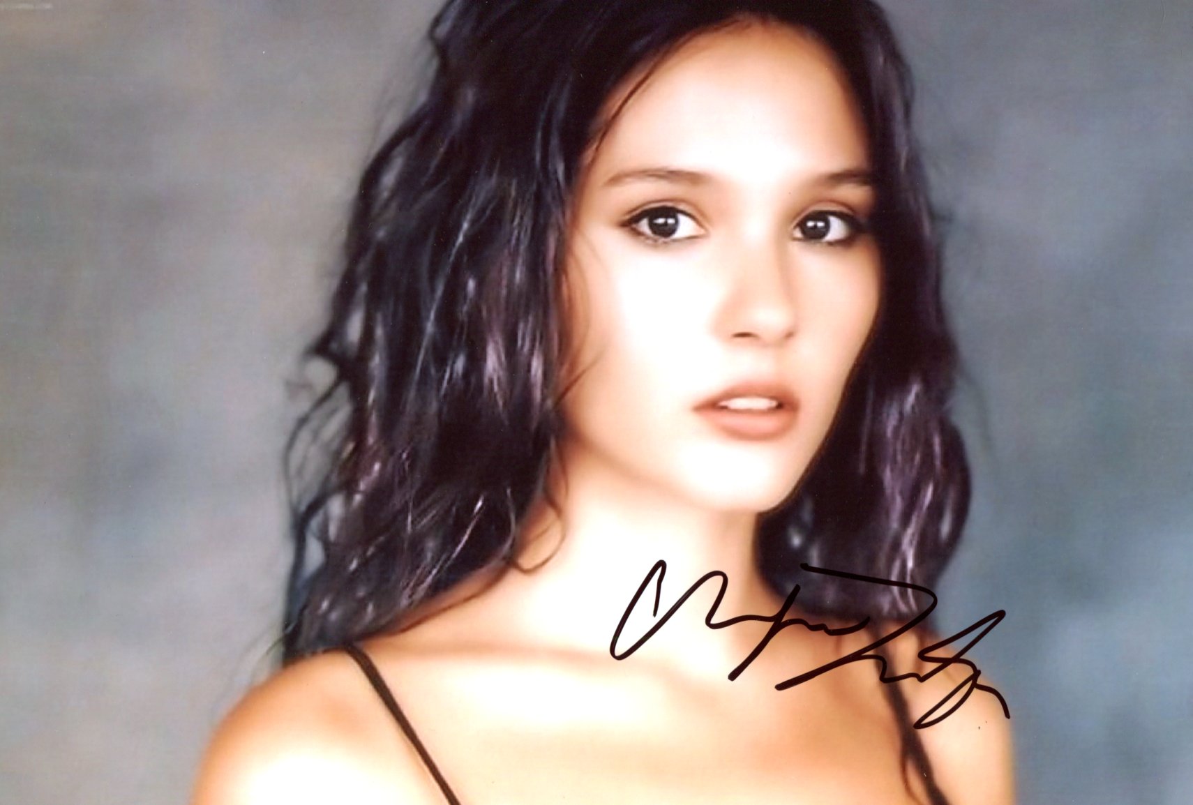 Virginie Ledoyen Autograph Autogramm | ID 15895248470397