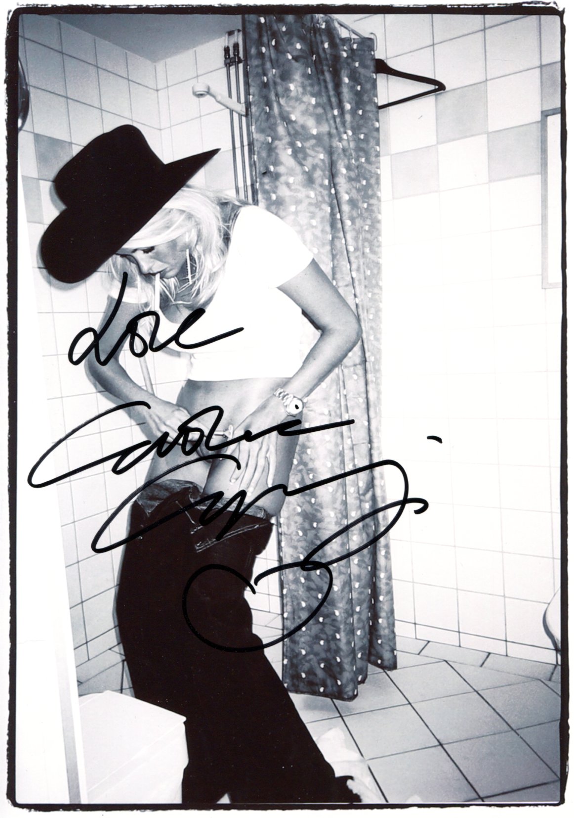 Carolina Gynning Autograph