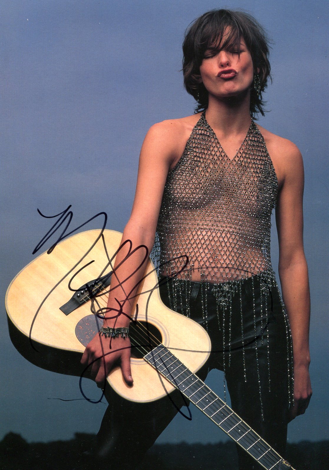 Milla Jovovich Autograph Autogramm | ID 15924651393405