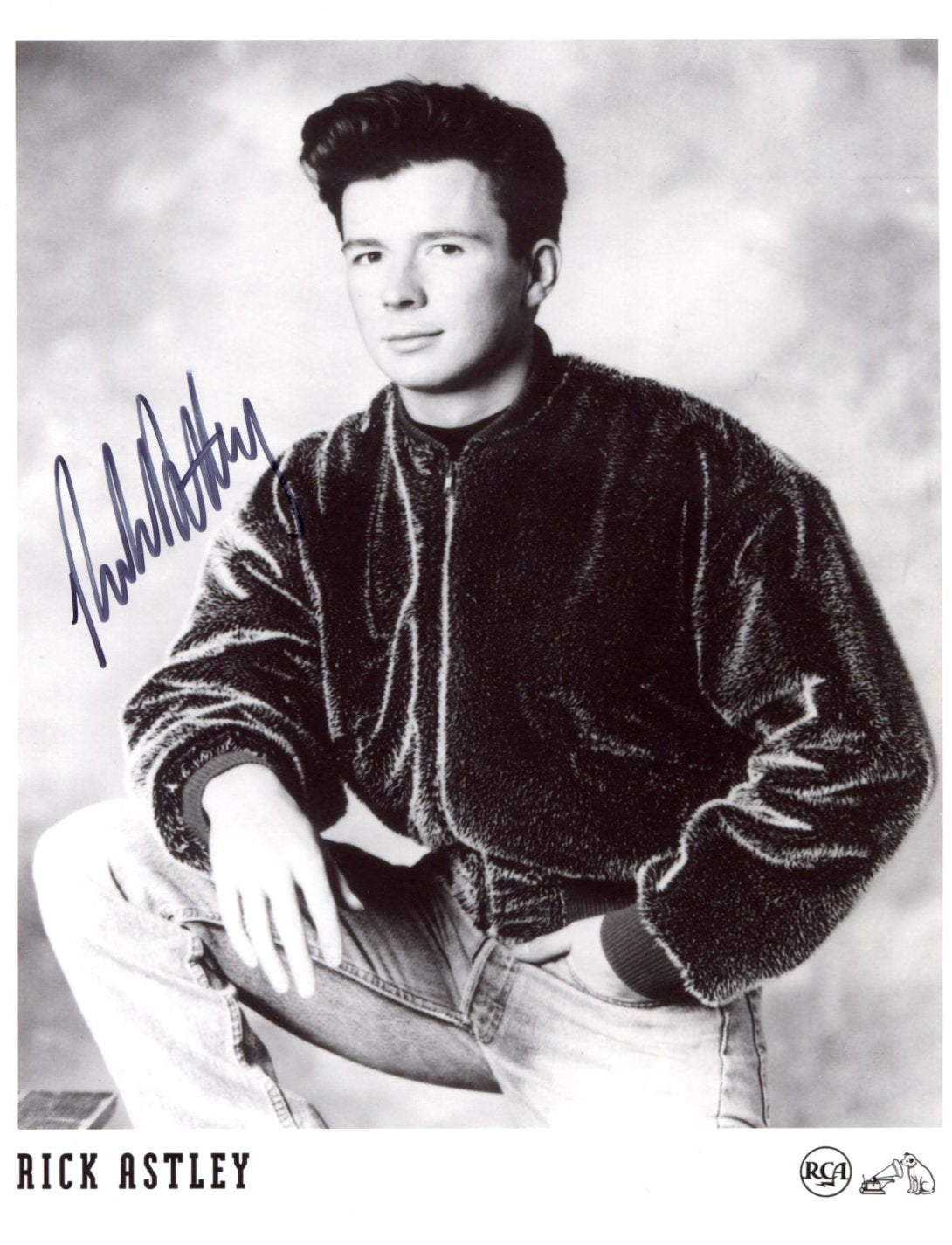 Rick Astley Autograph Autogramm | ID 15940015030653