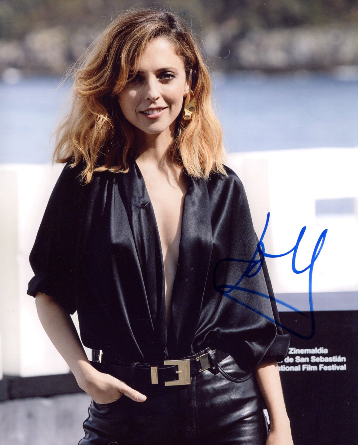 Leticia Dolera Autograph Autogramm | ID 15949243679101