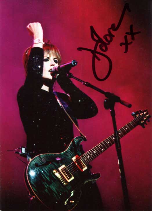 Dolores O`Riordan Autograph Autogramm | ID 15951663366525
