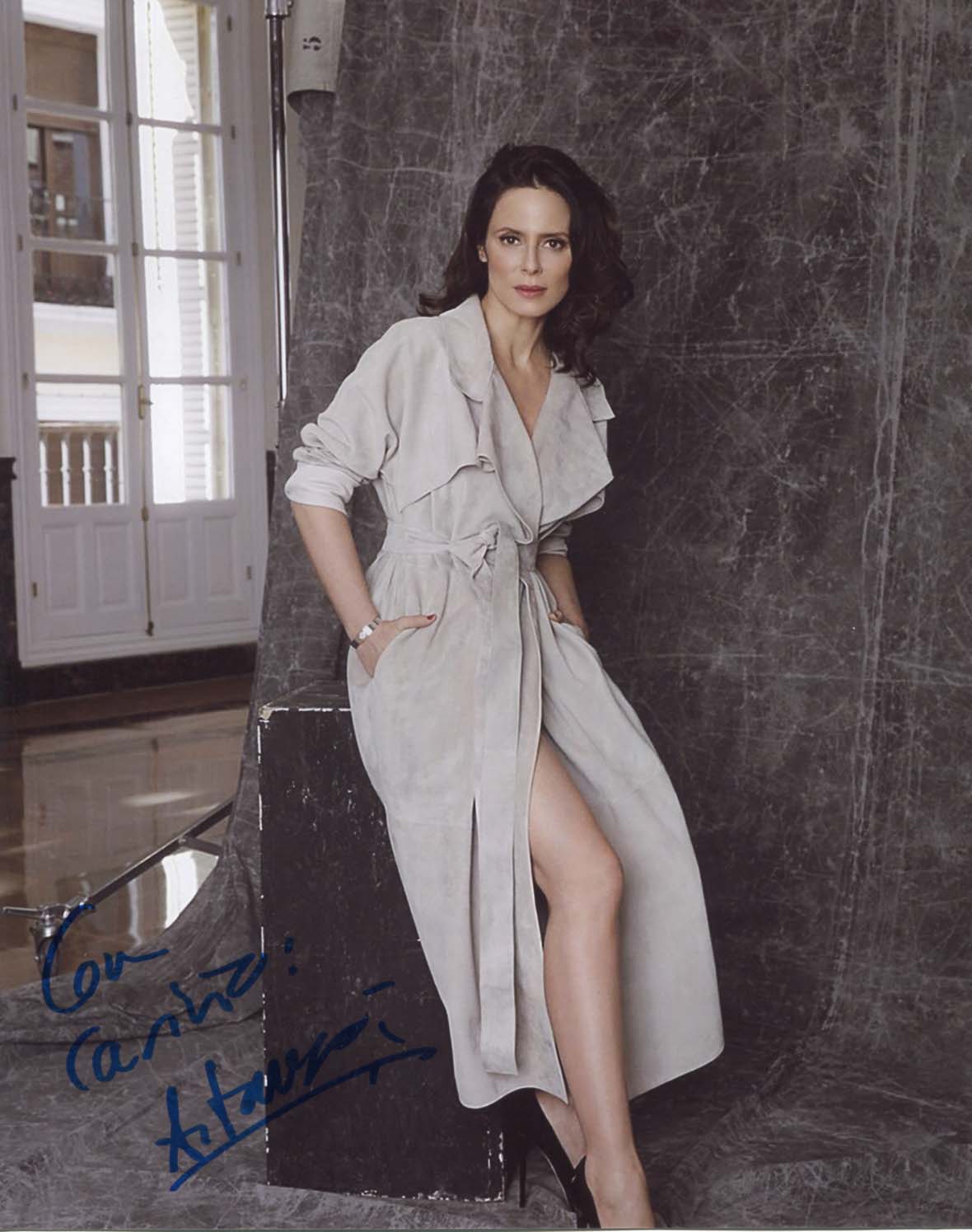 Aitana Sánchez-Gijón Autograph Autogramm | ID 7886048886933