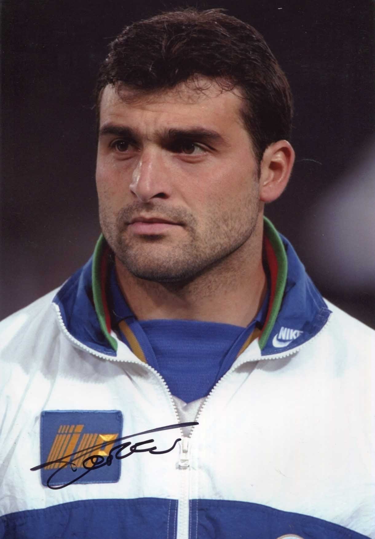 Angelo Peruzzi Autograph Autogramm | ID 15028645298557