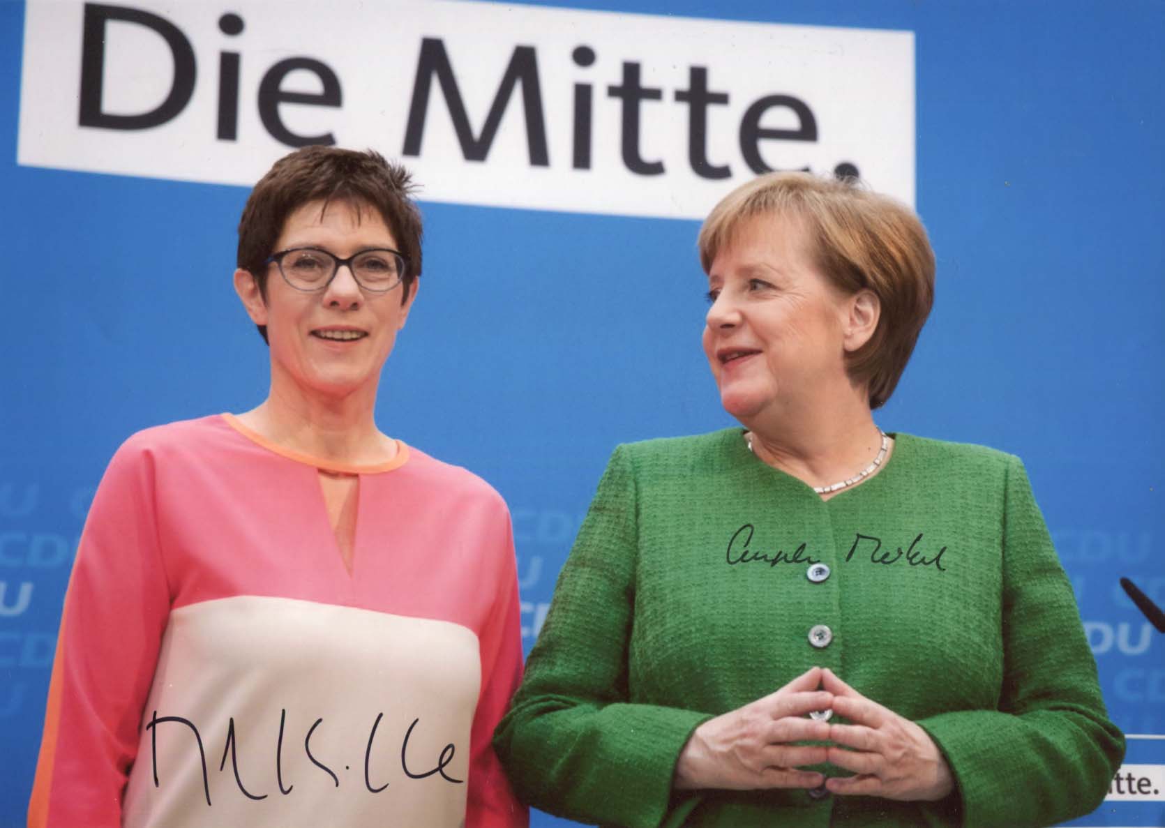 Annegret & Angela Kramp-Karrenbauer & Merkel Autograph Autogramm | ID 8075250466965