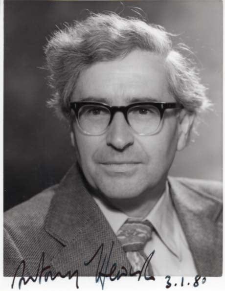 Antony Hewish Autograph Autogramm | ID 7907248996501