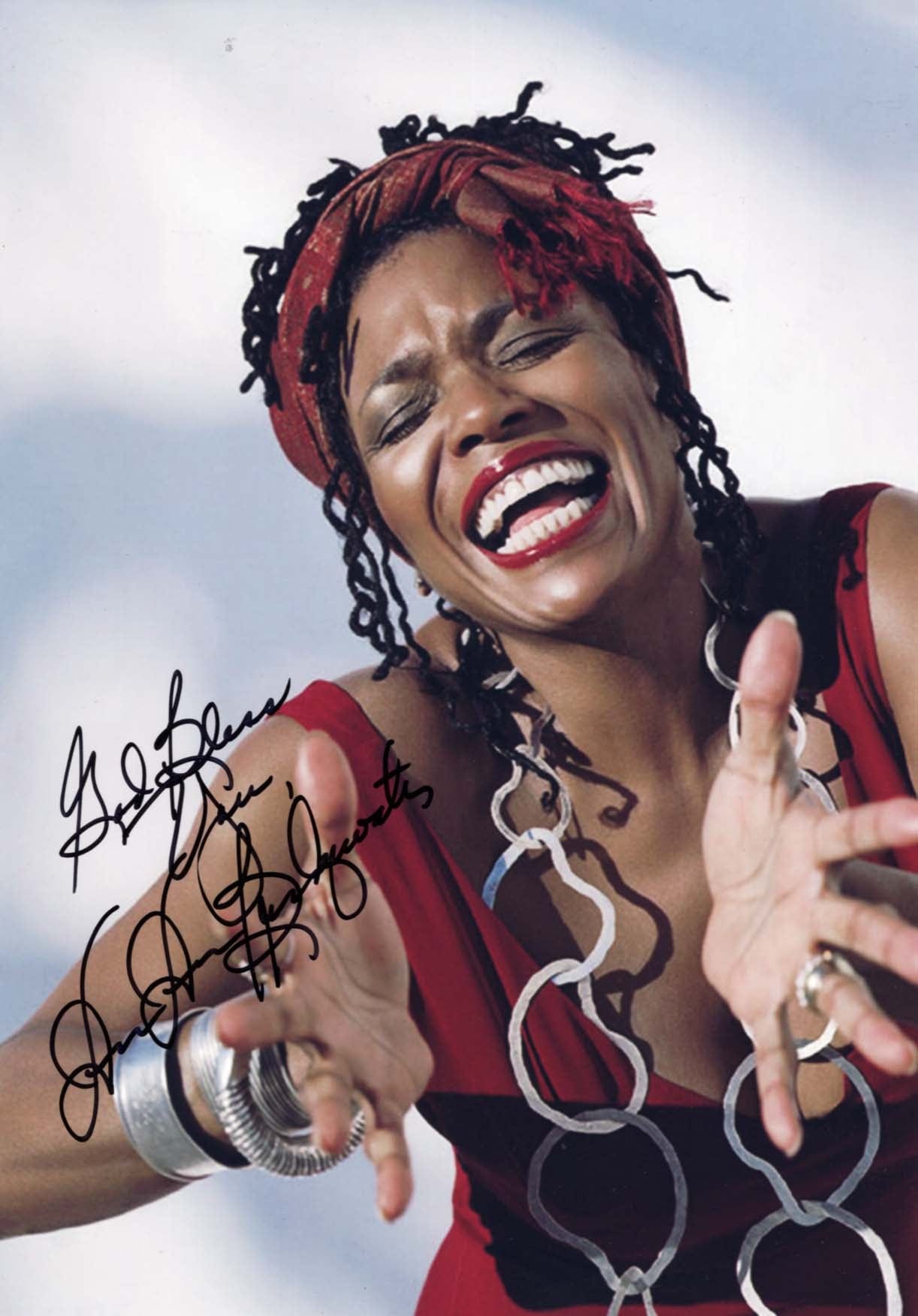 Dee Dee Bridgewater Autograph Autogramm | ID 7955614564501