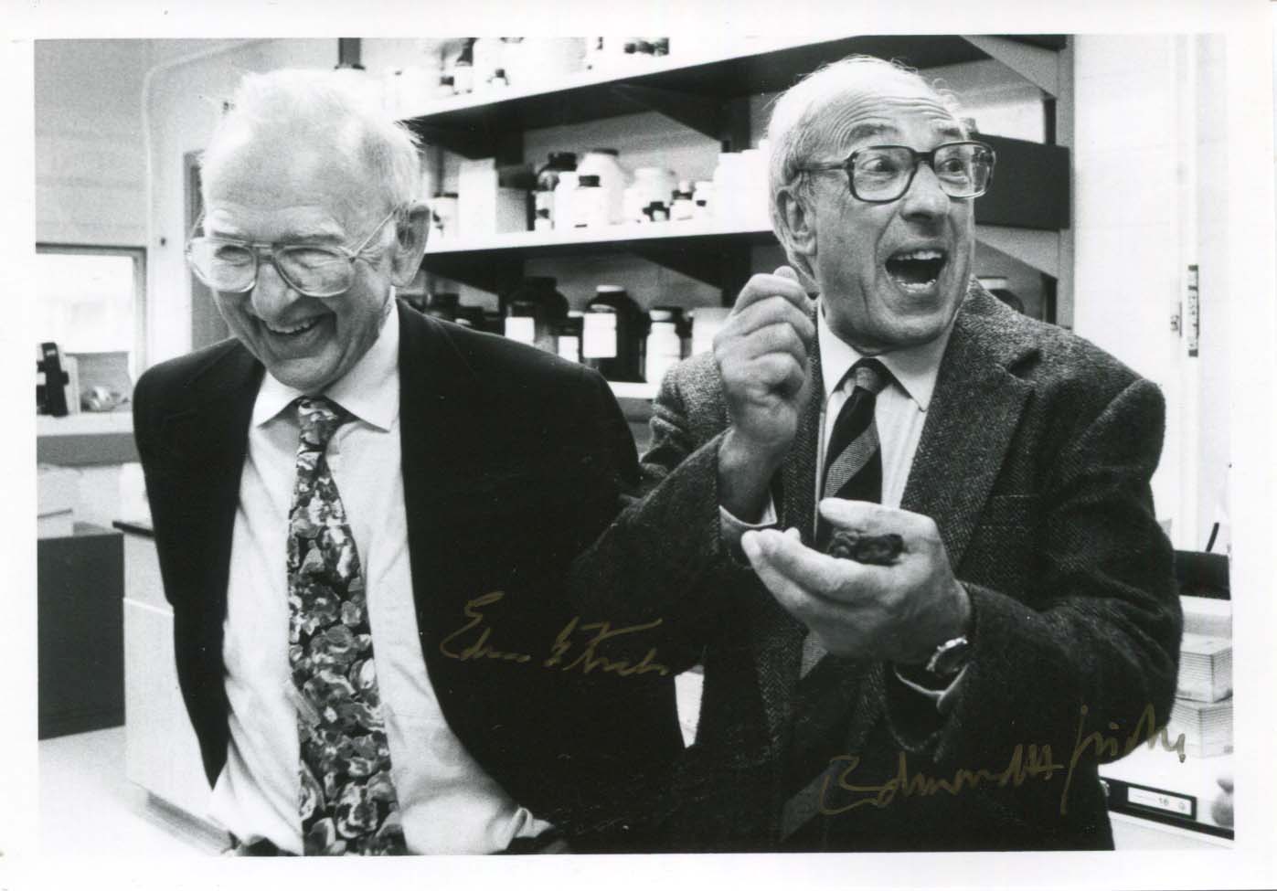 Edmond H. Fischer Autograph Autogramm | ID 8013051953301