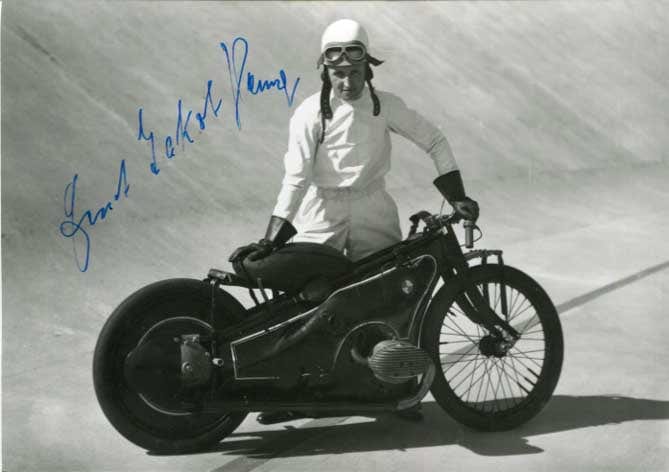 Ernst Jakob Henne Autograph signed photographs