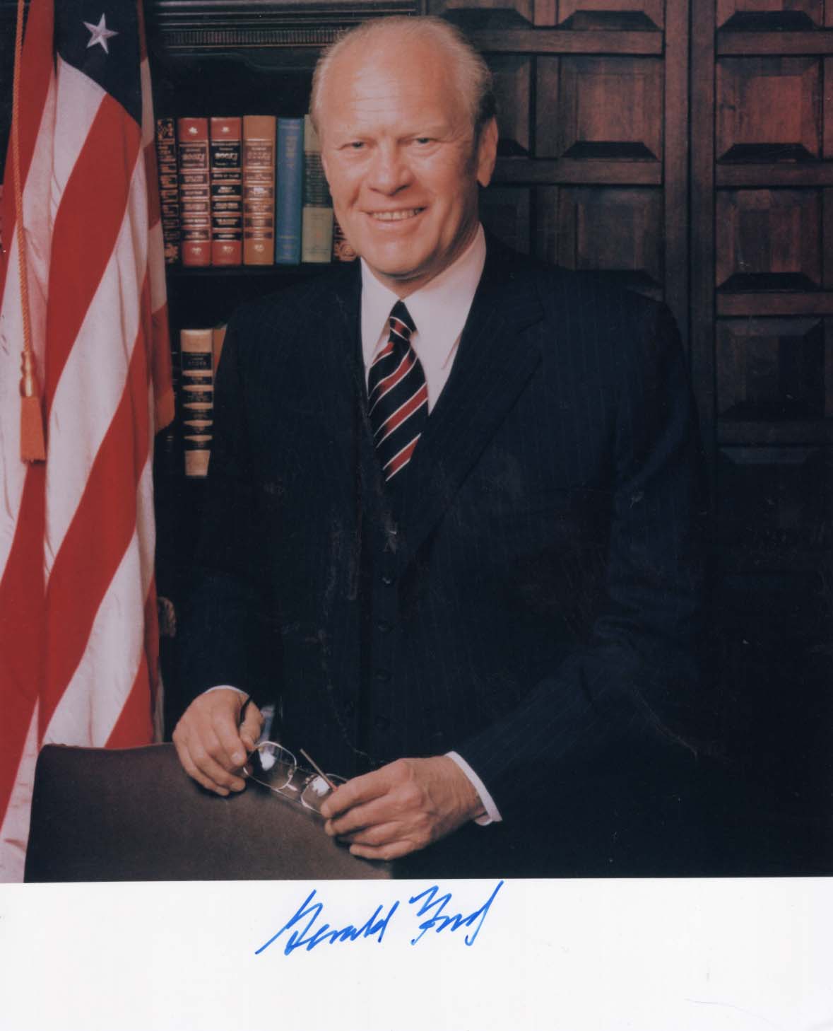 Gerald Ford Autograph Autogramm | ID 8321595211925