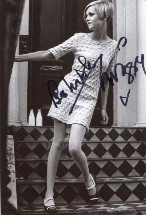 Lesley `Twiggy` Lawson Autograph Autogramm | ID 8064087589013