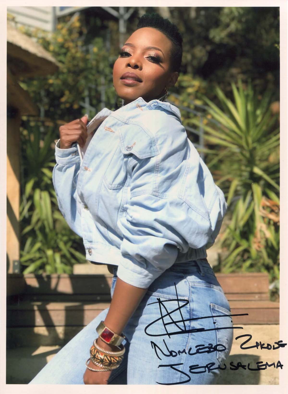 Nomcebo Nothule Zikode Autograph Autogramm | ID 7900959965333