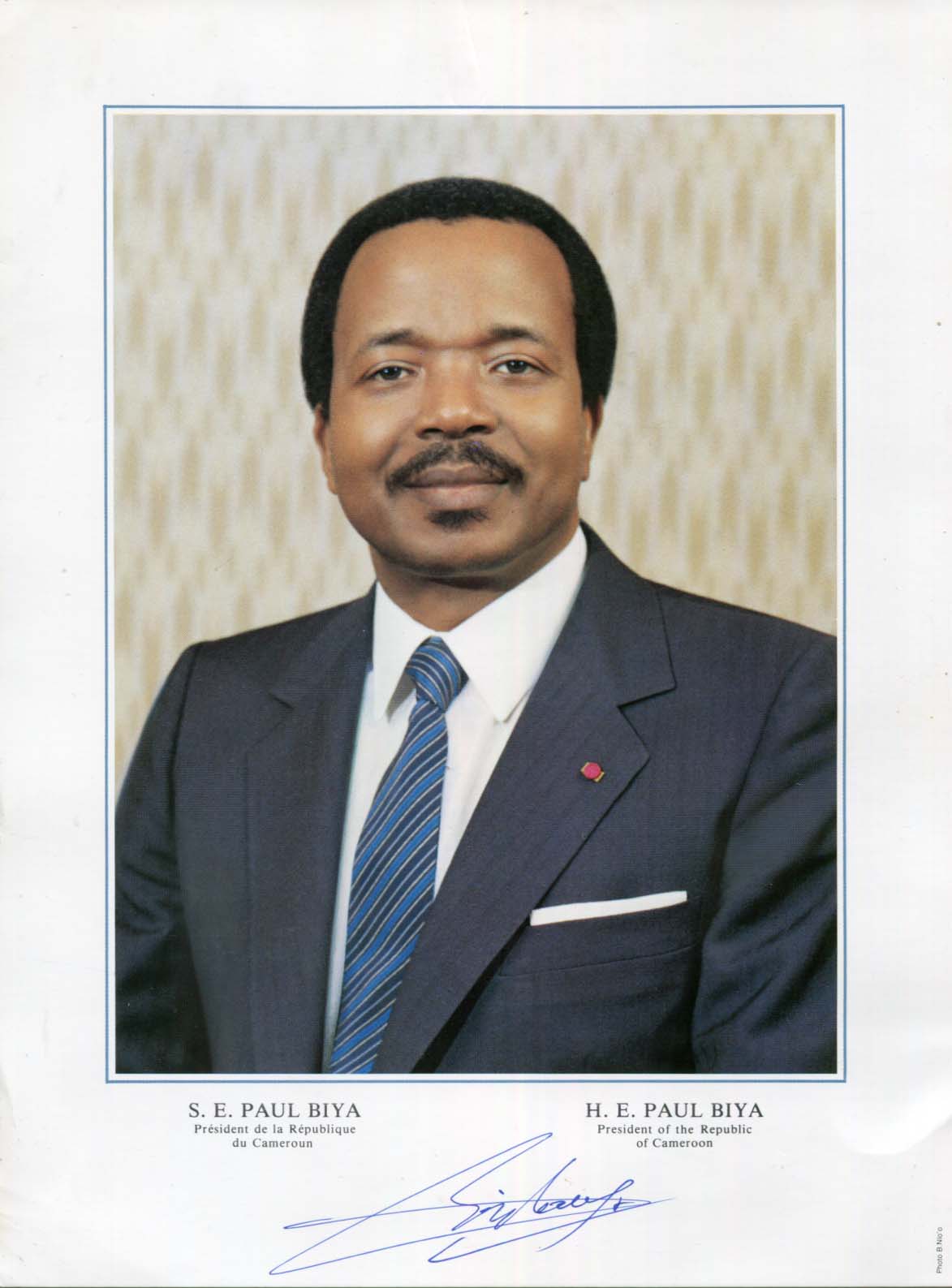 Paul Biya Autograph | signed photographs