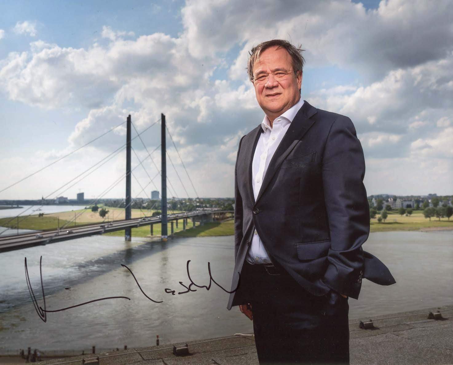 Armin Laschet Autograph Autogramm | ID 7116615647381