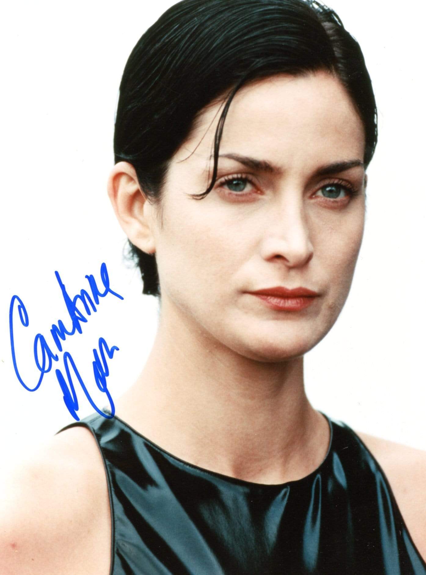 Moss, Carrie-Anne autograph