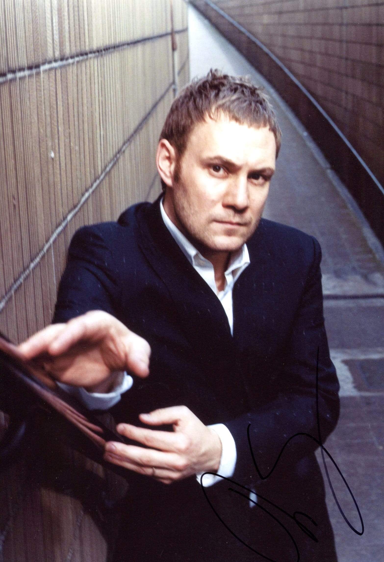 Gray, David autograph