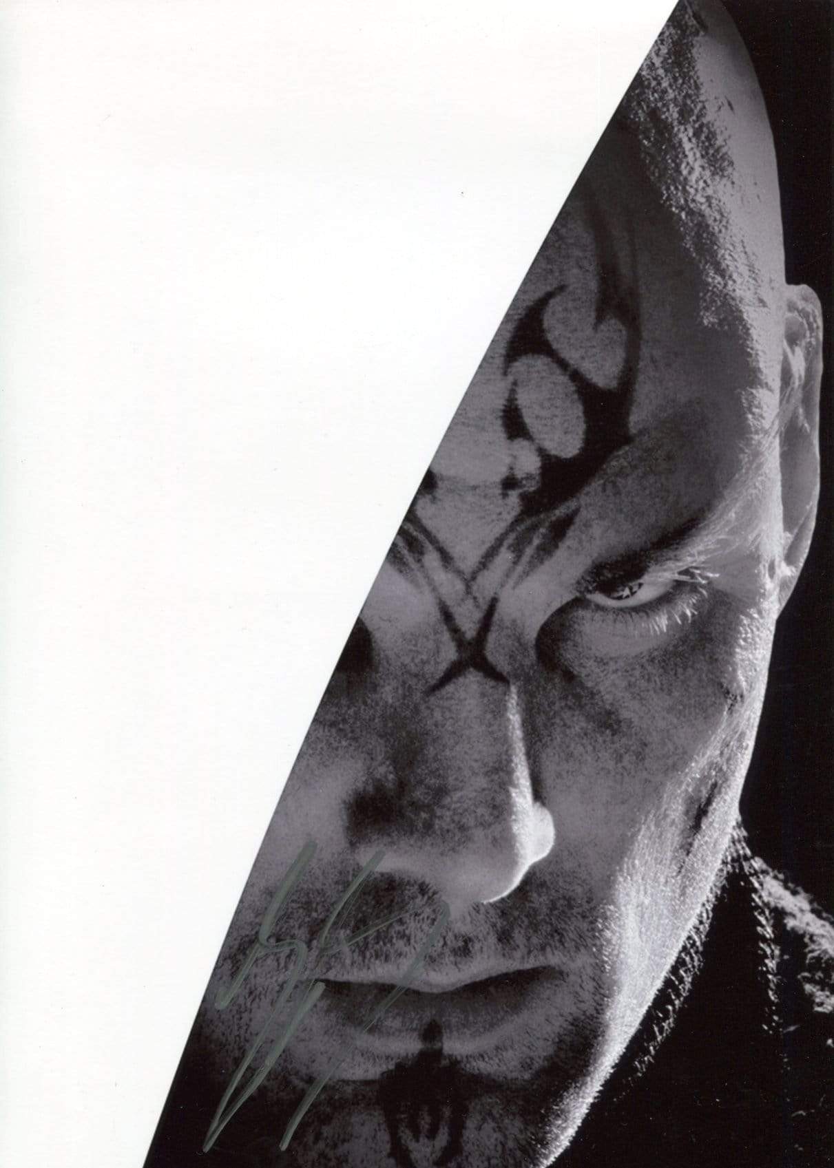 Bana, Eric autograph