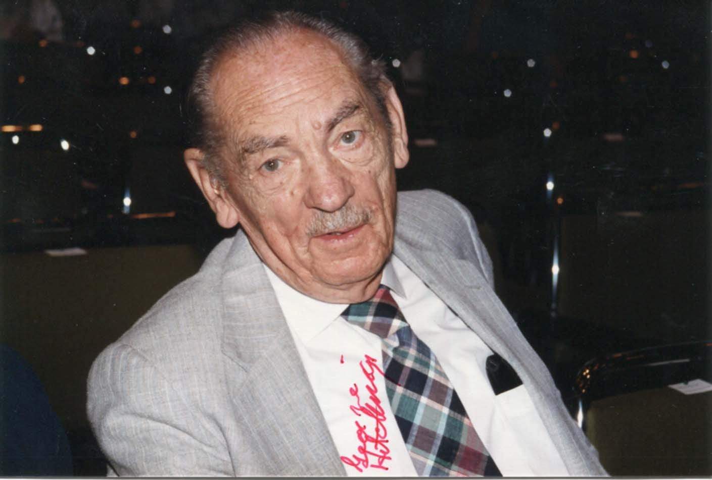 Hitchings, George Herbert autograph