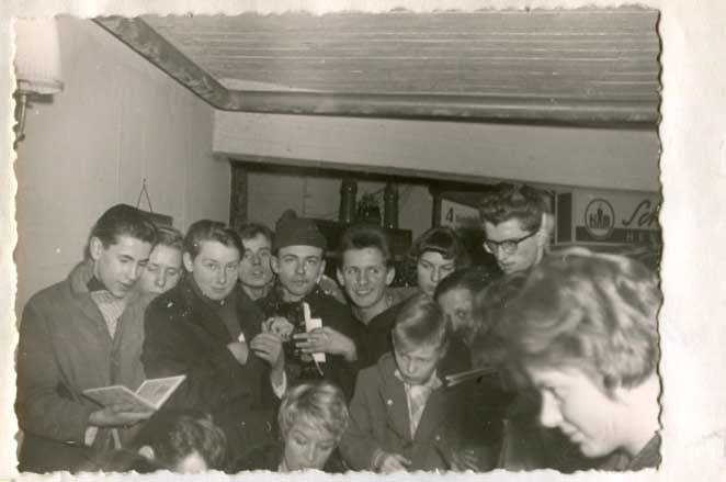 German actors and actresses Autograph Autogramm | ID 7829713780885