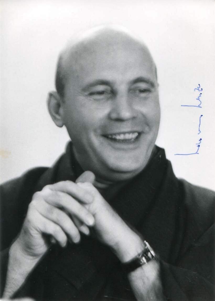 Henze, Hans Werner autograph