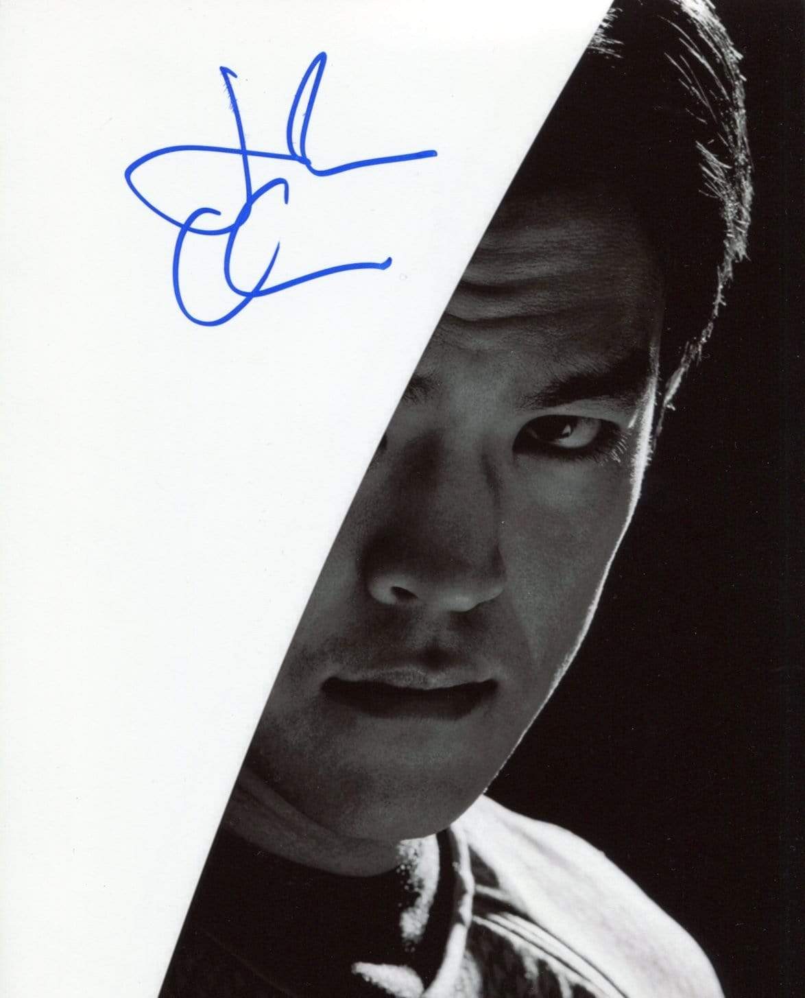 Cho, John autograph
