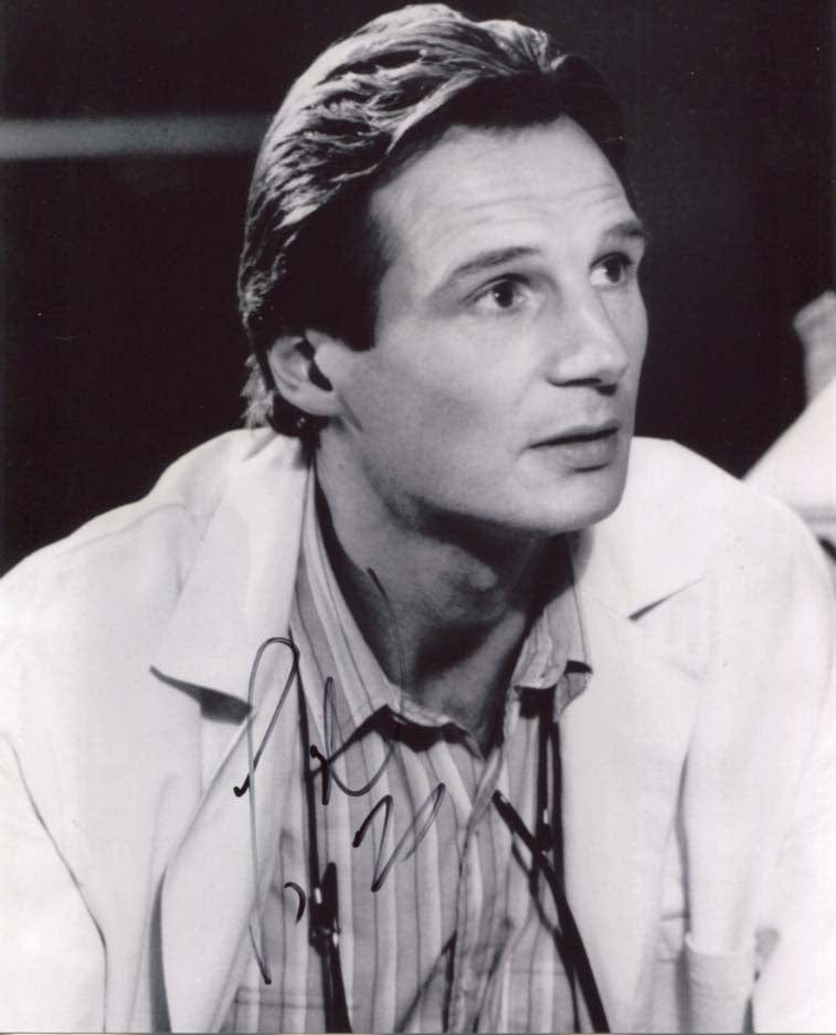 Liam Neeson Autograph Autogramm | ID 7307579916437