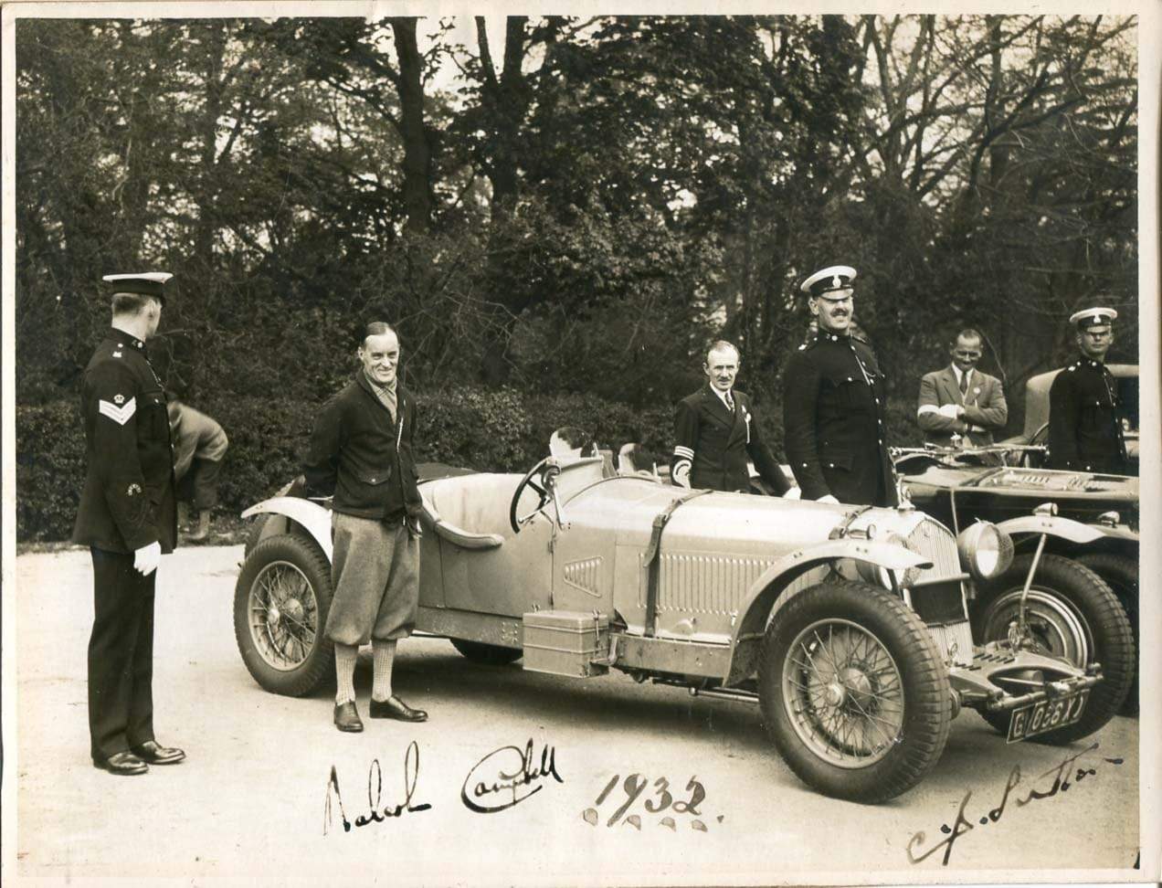 Campbell, Malcolm autograph