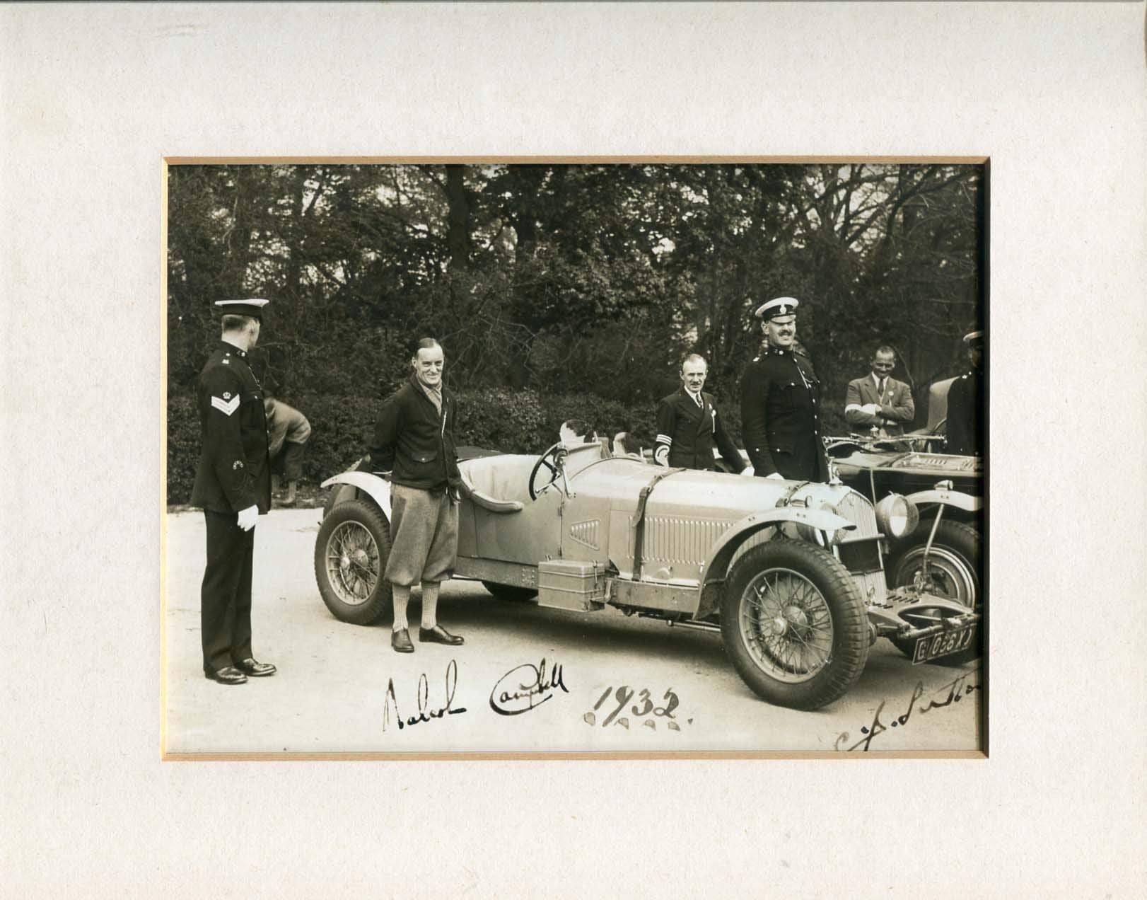 Campbell, Malcolm autograph