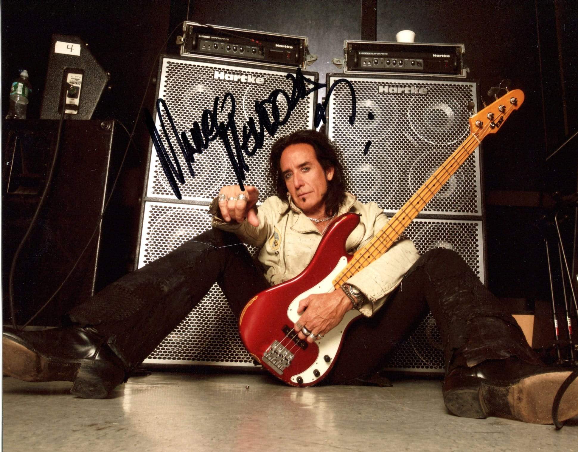 Mendoza, Marco autograph