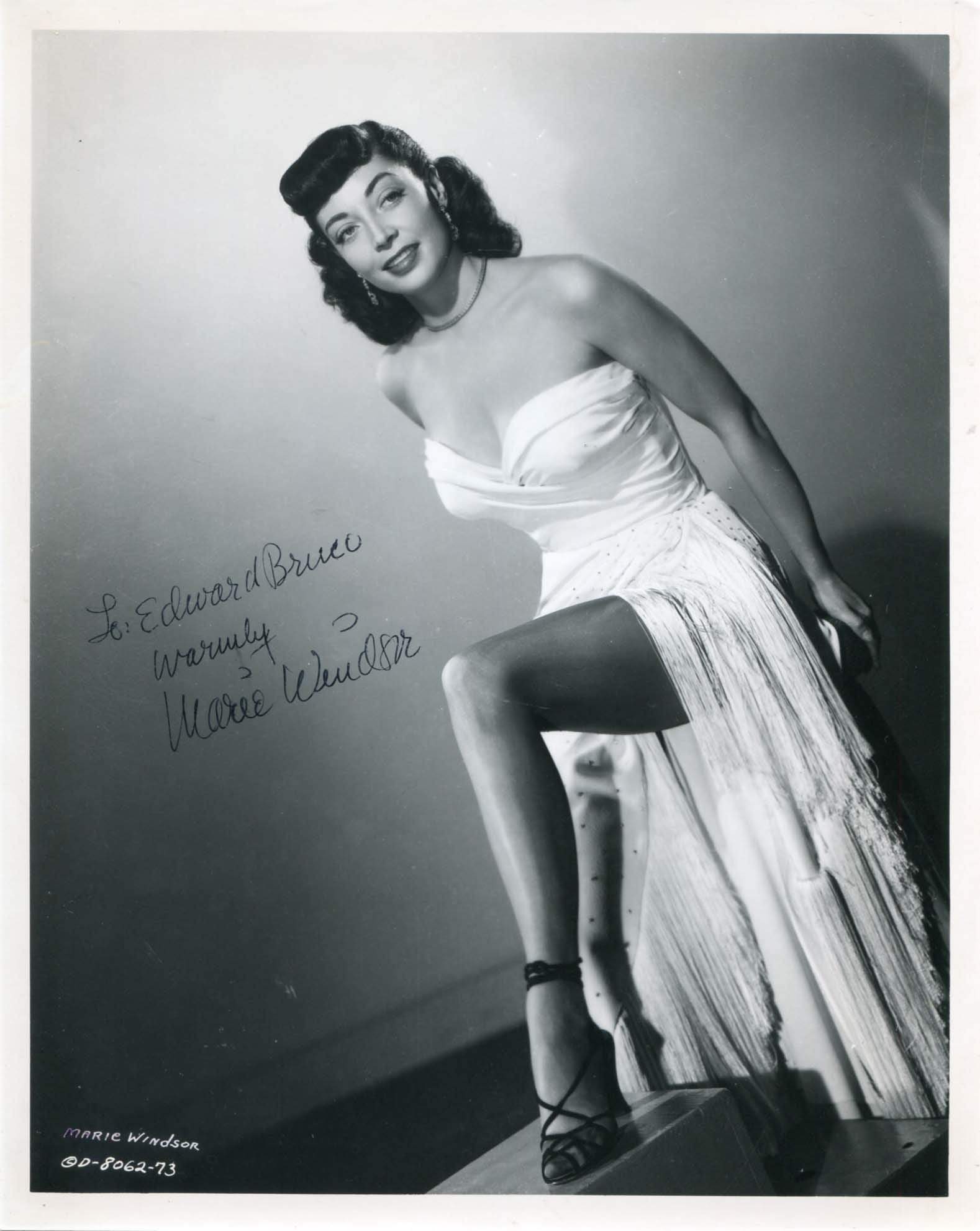 Marie Windsor autograph